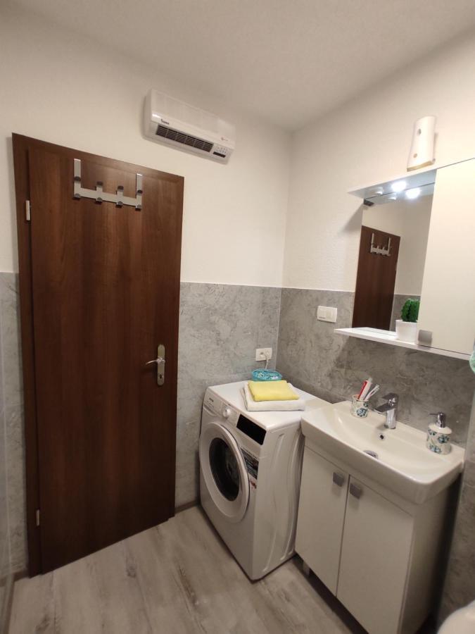 Apartment Ravnice Omiš Exteriér fotografie